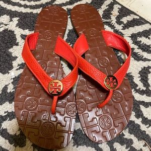 Tory Burch flip flops. Womens size 8. 

Gently used. See pictures for wear.